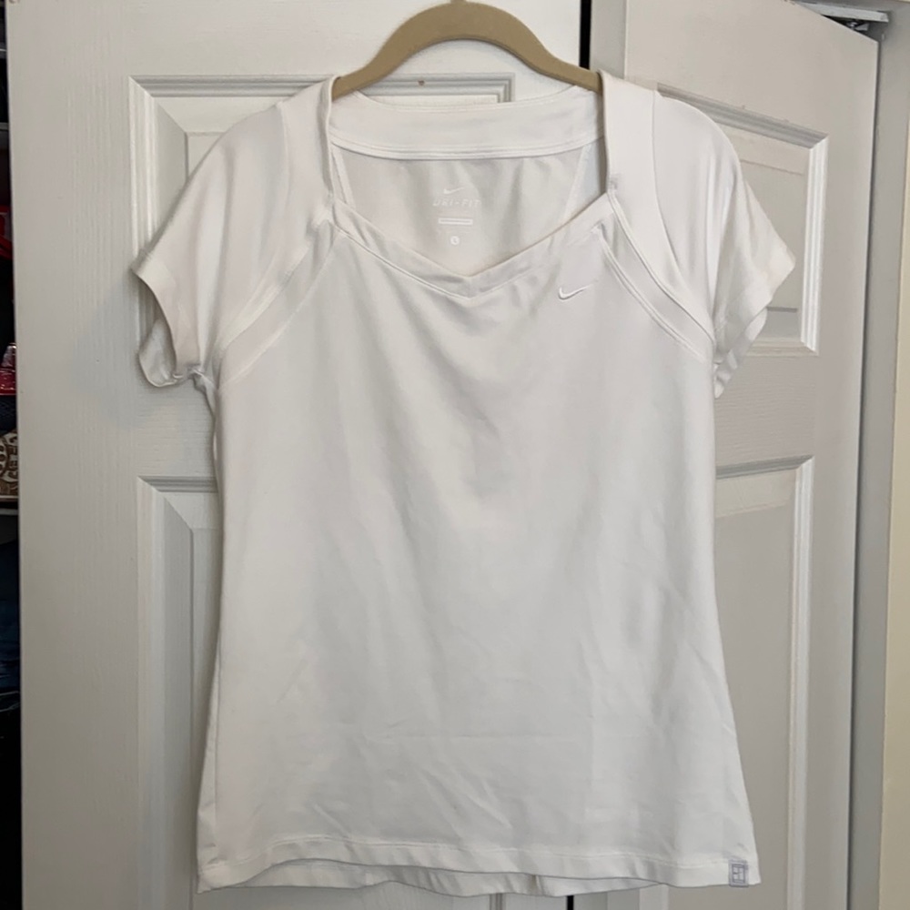 Nike workout top